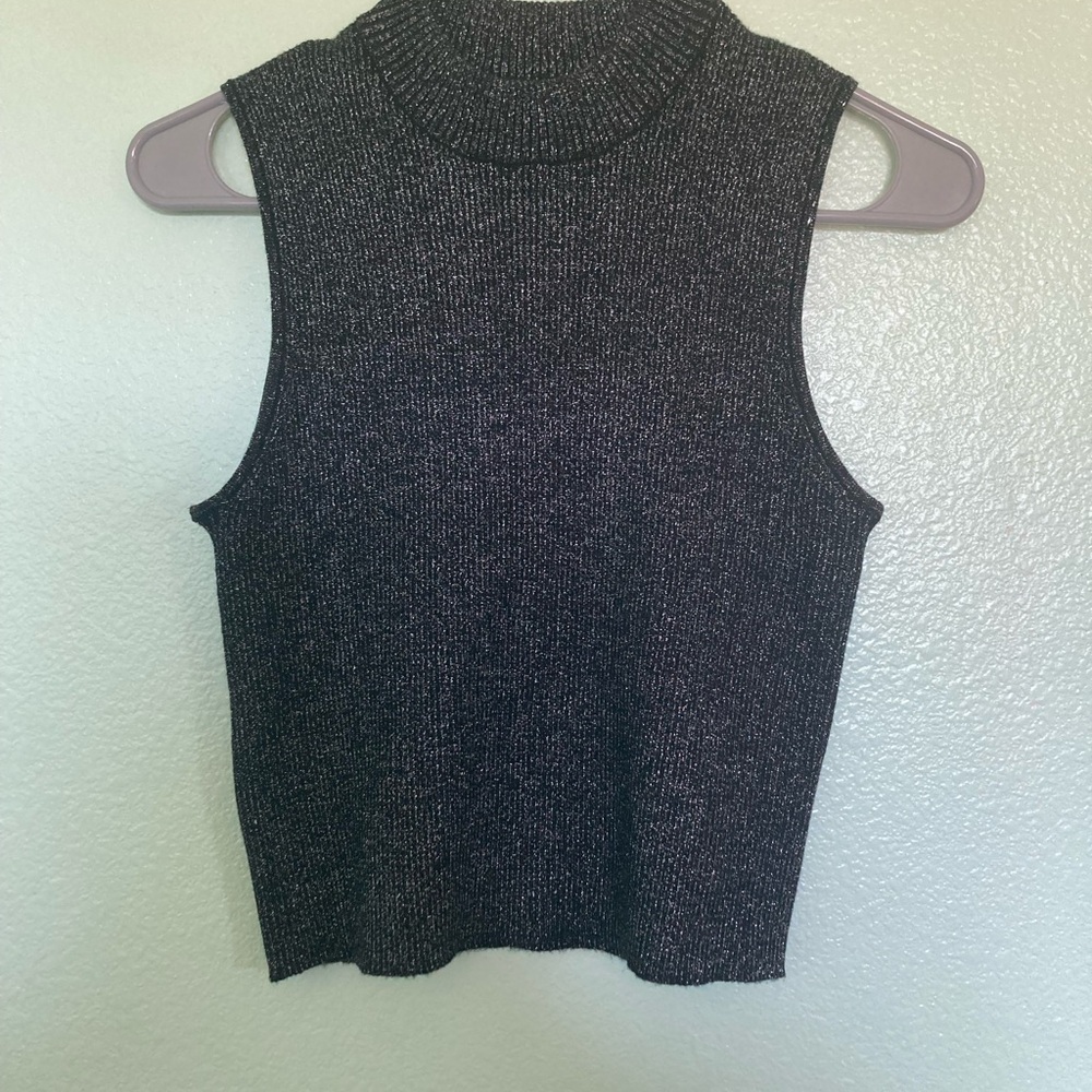 Black Sleeveless Knit Top